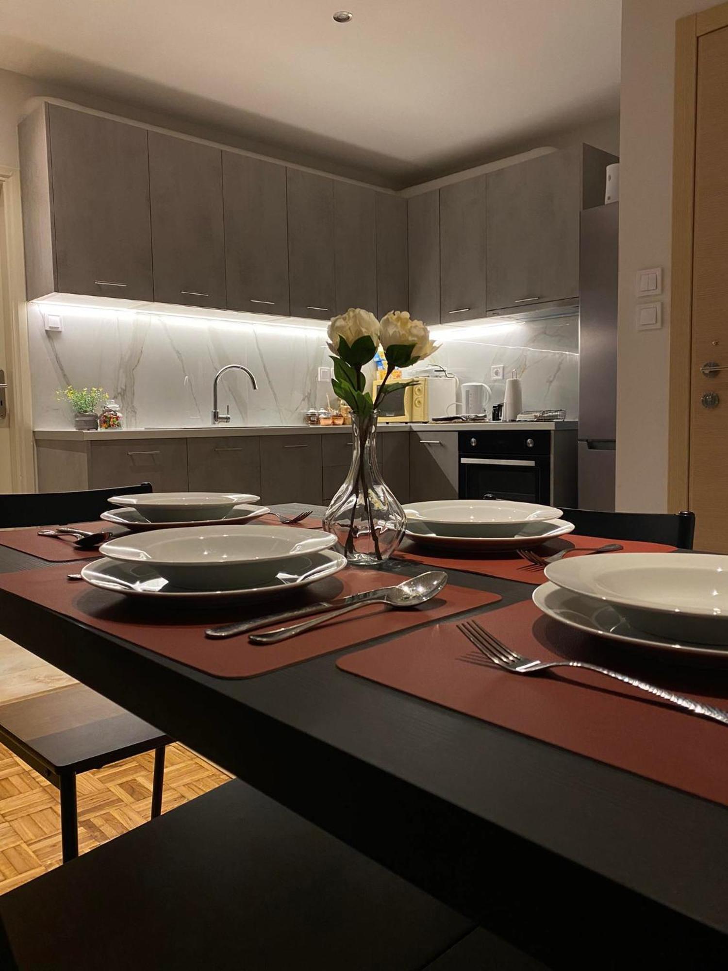 Lydia'S City View Apartment อิโออันนินา ภายนอก รูปภาพ