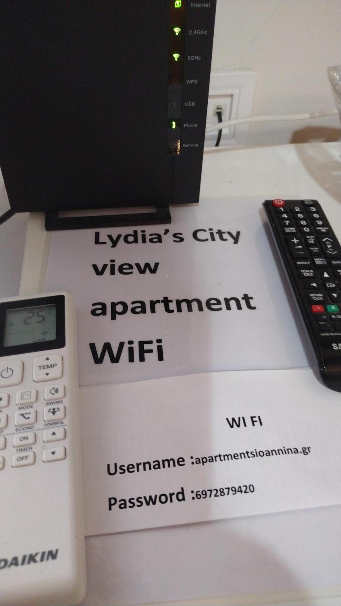 Lydia'S City View Apartment อิโออันนินา ภายนอก รูปภาพ